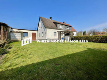 Doppelhaushälfte mit schönem Garten und Garage in ansprechender Wohnlage, 97422 Schweinfurt, Doppelhaushälfte