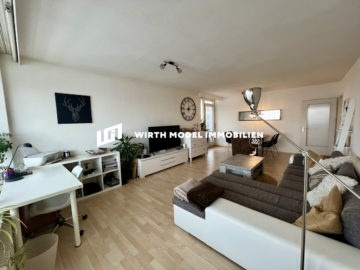Großzügige Zwei-Zimmer-Wohnung mit zwei Balkonen in gefragter Wohnlage am Hochfeld, 97422 Schweinfurt, Wohnung