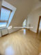 Lichtdurchflutete Drei-Zimmer-Maisonette-Wohnung mit Balkon und Dachterrasse in Schweinfurt - Schlafzimmer Ebene 2