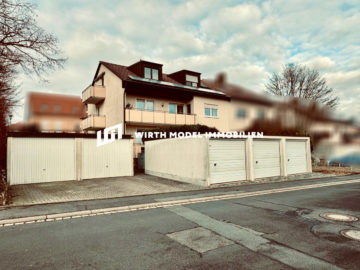 Rd. 2.255 €/m² Wfl. inkl. 5-Garagen | Dreifamilienhaus mit fünf Garagen in Würzburg – Lengfeld, 97076 Würzburg / Lengfeld, Haus