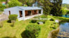 Extravaganter Bungalow mit parkähnlichem Grundstück und See in naturnaher Lage - Außenanlage
