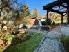 Freistehendes Einfamilienhaus auf großem Grundstück mit Carport und Garage - Außenanlage