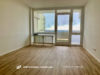 Ein-Zimmer-Apartment mit Balkon und PKW-Stellplatz an der Haardt - Wohnbereich