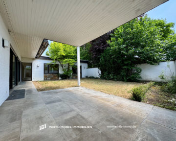 Großzügiger Bungalow mit Einzelgarage und Stellplatz in bester Lage am Leopoldina Krankenhaus, 97422 Schweinfurt, Bungalow