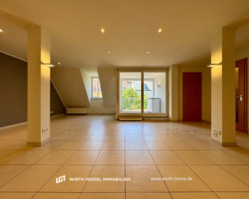 Ansprechende Maisonette-Wohnung mit schöner Loggia und TG-Stellplatz im ZÜRCH | Innenstadt, 97421 Schweinfurt, Maisonettewohnung