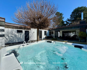 Reserviert. Ansprechender sanierter Bungalow mit schönem Grundstück in gefragter Lage, 97525 Schwebheim, Bungalow