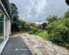 Sanierte Doppelhaushälfte mit schönem Garten und Garage in ruhiger Wohnlage - Terrasse EG