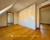 Ansprechende Maisonette-Wohnung mit schöner Loggia und TG-Stellplatz im ZÜRCH - Schrankzimmer Wohnebene 2
