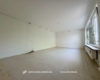 Reserviert. Schöner Bungalow mit Atrium-Garten und Einzelgarage am Bergl - Schweinfurt - Wohnzimmer
