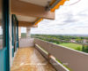 Lichtdurchflutete Drei-Zimmer-Penthouse-Wohnung mit zwei Balkonen und TG-Stellplatz in bester Lage - Balkon klein