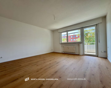 Reserviert. Umfangreich sanierte Drei-Zimmer-Wohnung mit Balkon und Einzelgarage, 97422 Schweinfurt, Wohnung