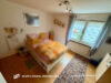 Sehr gepflegte barrierefreie Zwei-Zimmer-Wohnung mit Balkon u. PKW-Stellplatz in Gerolzhofen - Schlafzimmer