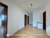 Reserviert: Zweifamilienhaus mit Garage, Nebengebäude und Stellplätzen in Ettleben - Diele 1. OG