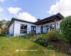 Reserviert. Freistehender Bungalow mit schönem Grundstück und Doppelgarage in bester Lage - Außenansicht