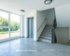 Hochwertige barrierefreie 3-Zimmer-Wohnung mit Balkon und 2 Stellplätzen auf der Maininsel - Treppenhaus