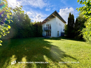 Extravagante Doppelhaushälfte mit schönem Garten und Carport in Grafenrheinfeld, 97506 Grafenrheinfeld, Doppelhaushälfte