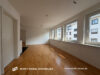 Sanierte Zwei-Zimmer-Wohnung mit EBK in zentraler Innenstadtlage - Wohnbereich Bild 1 von 2