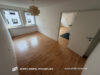 Sanierte Zwei-Zimmer-Wohnung mit EBK in zentraler Innenstadtlage - Schlafzimmer Bild 1 von 2