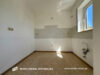 Gemütliche 3-Zimmer-Dachgeschosswohnung mit Balkon und Carport-Stellplatz | Schweinfurt-Hainig - Küche