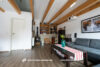 Kernsaniertes Stadthaus mit EBK, Galerie, Balkon und Garage - Wohnzimmer